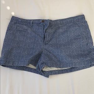 Patterned shorts